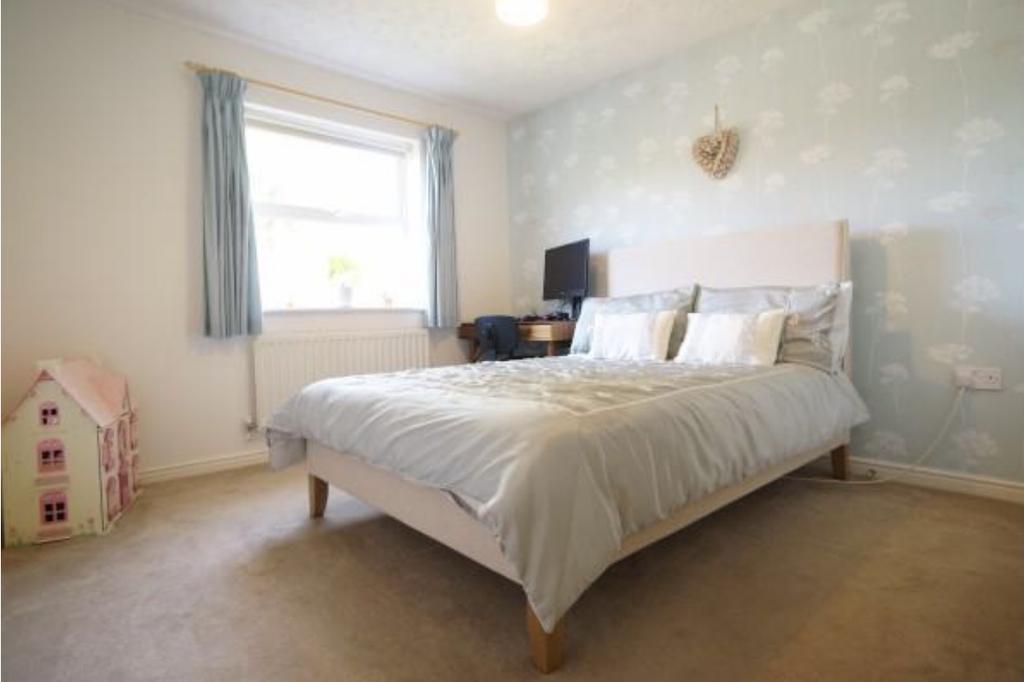 Jellicoe Avenue, Stapleton, Bristol, Gloucestershire 5 bed detached
