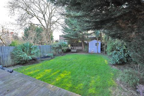 6 bedroom detached house to rent - North Crescent, Finchley