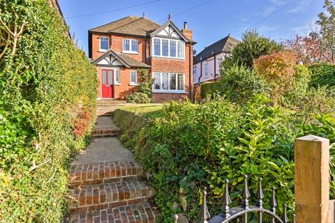 117 Faversham Road, Kennington, Ashford, TN24 9DE