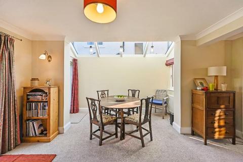 117 Faversham Road, Kennington, Ashford, TN24 9DE
