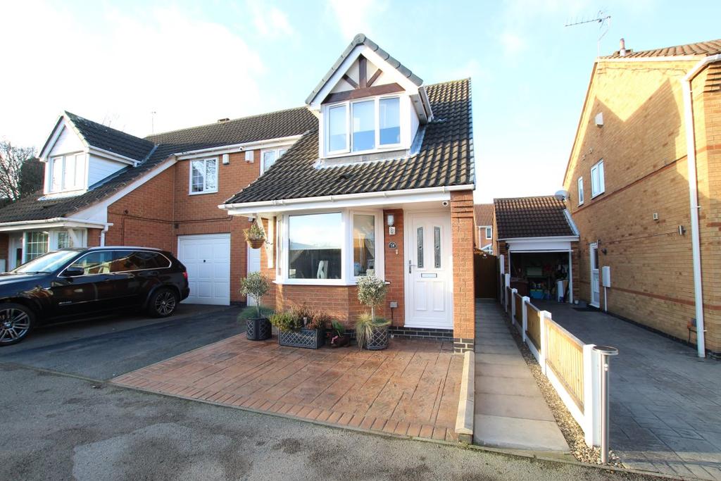 Shaw Rise, Normanton 3 bed semidetached house £175,000
