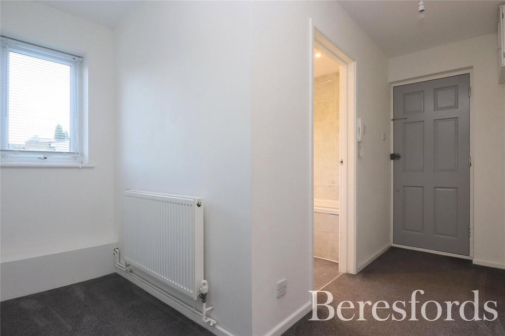 Woburn Court, New Writtle Street, CM2 1 bed apartment £210,000