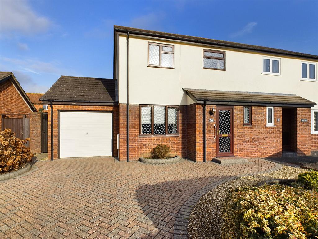 Sorrell Way, Christchurch, Dorset, BH23 3 bed semidetached house for