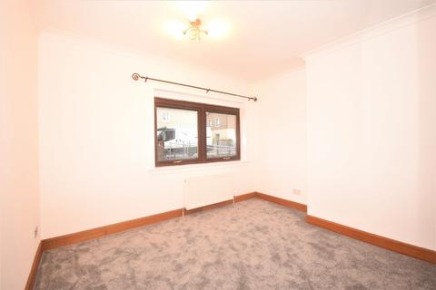 3 bedroom apartment to rent - Lyneburn Crescent, Halbeath, Dunfermline, Fife, KY11 8DZ