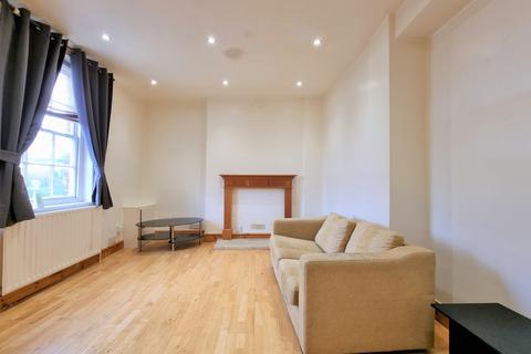 2 bedroom apartment to rent, Bridge Street, Buckingham, MK18