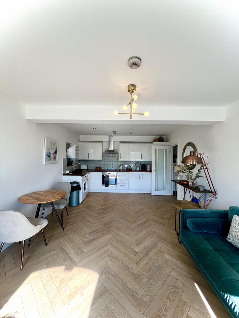 Reception/Kitchen