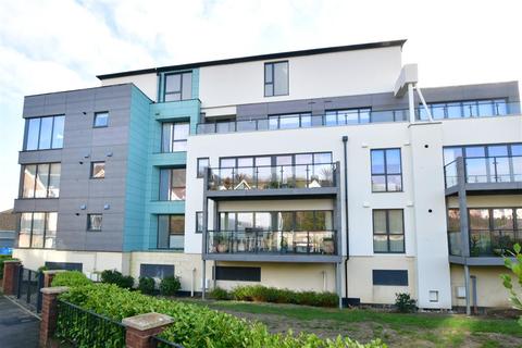2 bedroom apartment for sale - Court Road, Seabrook, Hythe, Kent