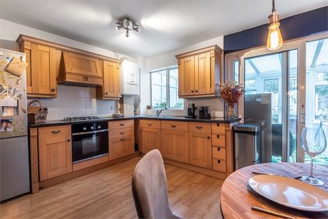 3 bedroom end of terrace house for sale - Goodwin Close, London, SE16