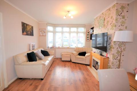 54 West Road, Feltham, TW14 8JE