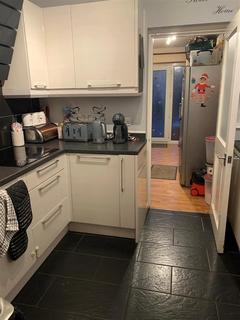 54 West Road, Feltham, TW14 8JE