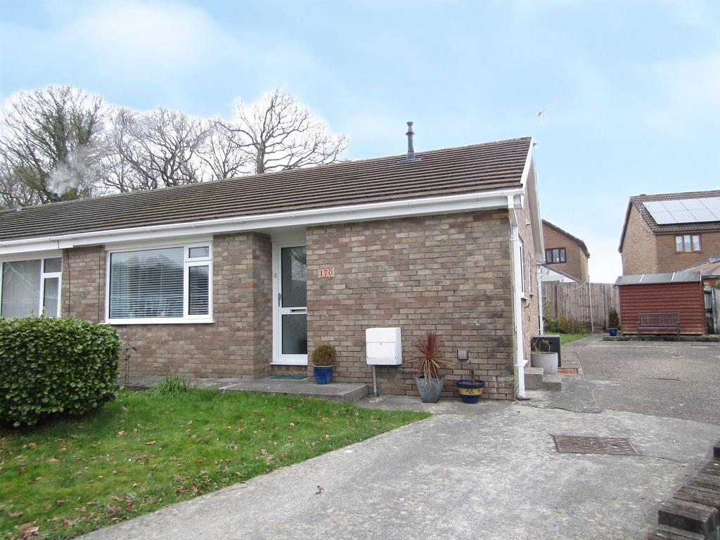 Kingrosia Park, Clydach, Swansea... 2 bed semidetached bungalow £185,995