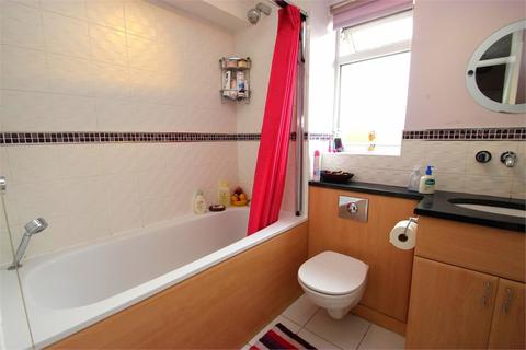2 bedroom flat to rent - The Firs, Alexandra Road, Hounslow, Middlesex