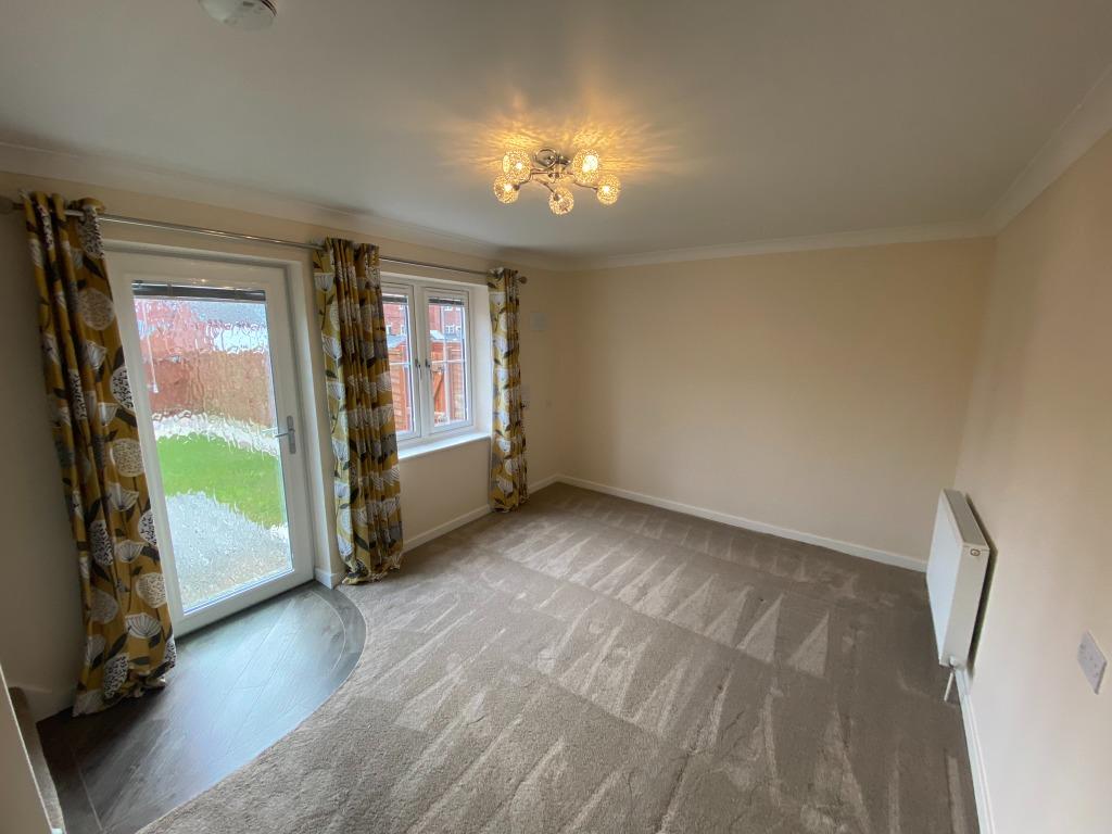 Eton Way, Boston, PE21 2 bed end of terrace house £775 pcm (£179 pw)