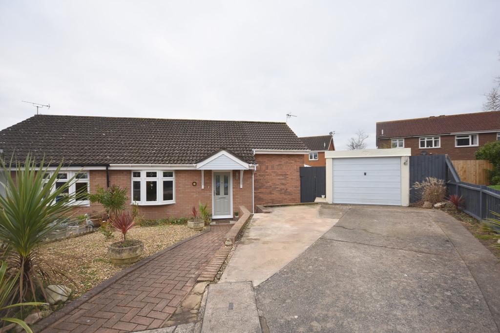 Arlington Road, Sully 3 bed semidetached bungalow £299,950