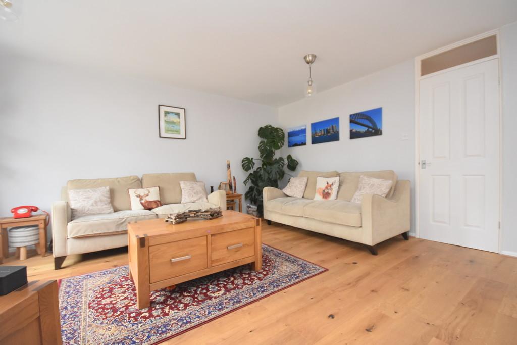 Arlington Road, Sully 3 bed semidetached bungalow £299,950