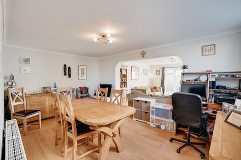 39 Carters Way, Swavesey, Cambridge, CB24 4RZ