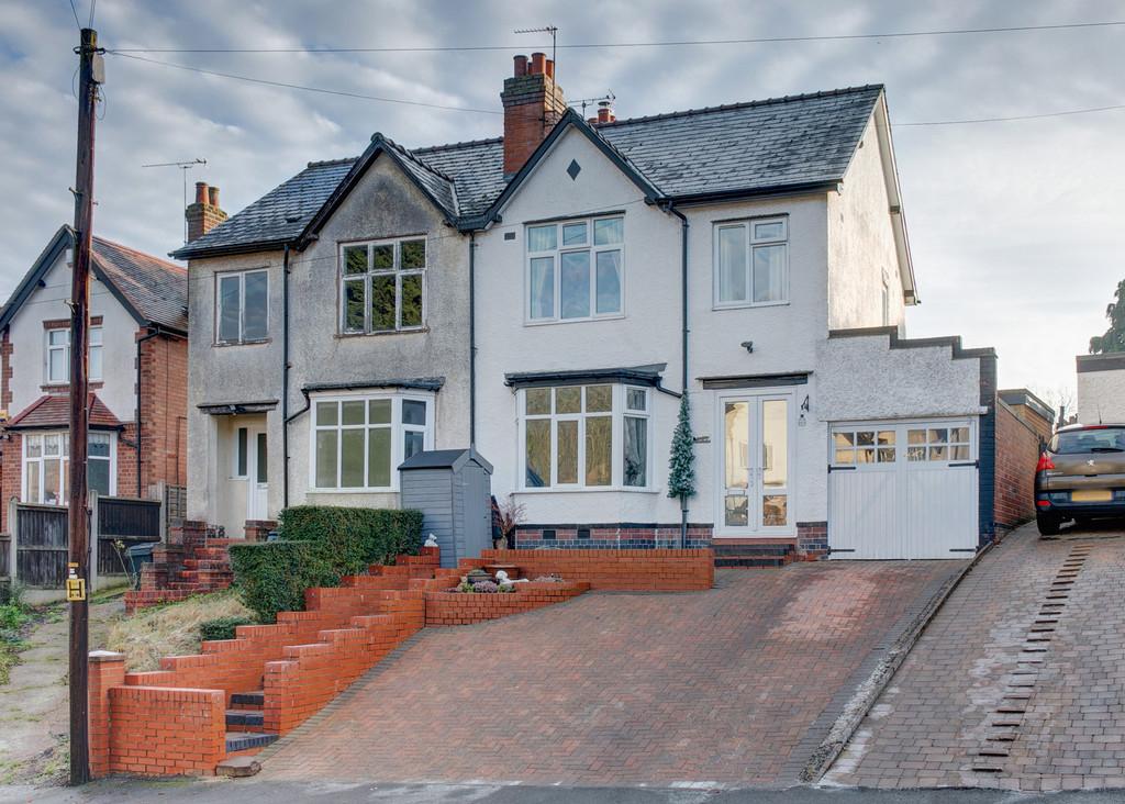 Plymouth Road, Southcrest, Redditch... 3 bed semidetached house £285,000