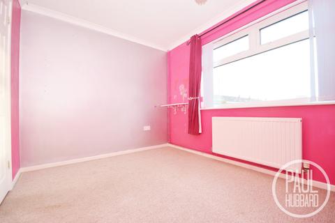 6 Coltsfoot Close, Lowestoft, NR33 7EQ
