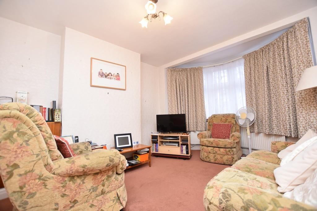 Eastcote Avenue, Harrow, HA2 8AL 3 Bed Terraced House - £460,000