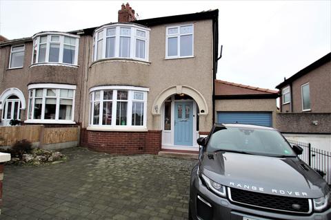 3 bedroom semi-detached house for sale - Hornedale Avenue, Barrow-in-Furness