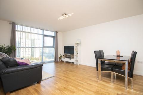 1 bedroom apartment for sale - Altolusso, Bute Terrace, Cardiff
