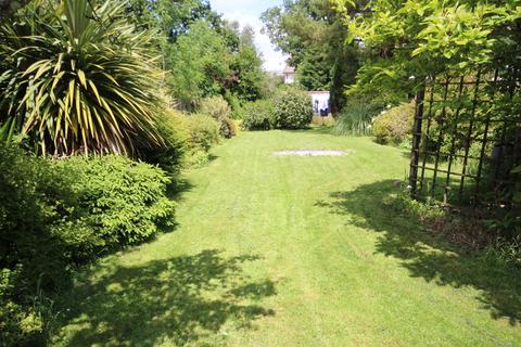 29 Four Ways Drive, Chulmleigh, EX18 7AZ