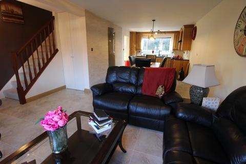 42 Catisfield Crescent, Pendeford, Wolverhampton, WV8 1XH