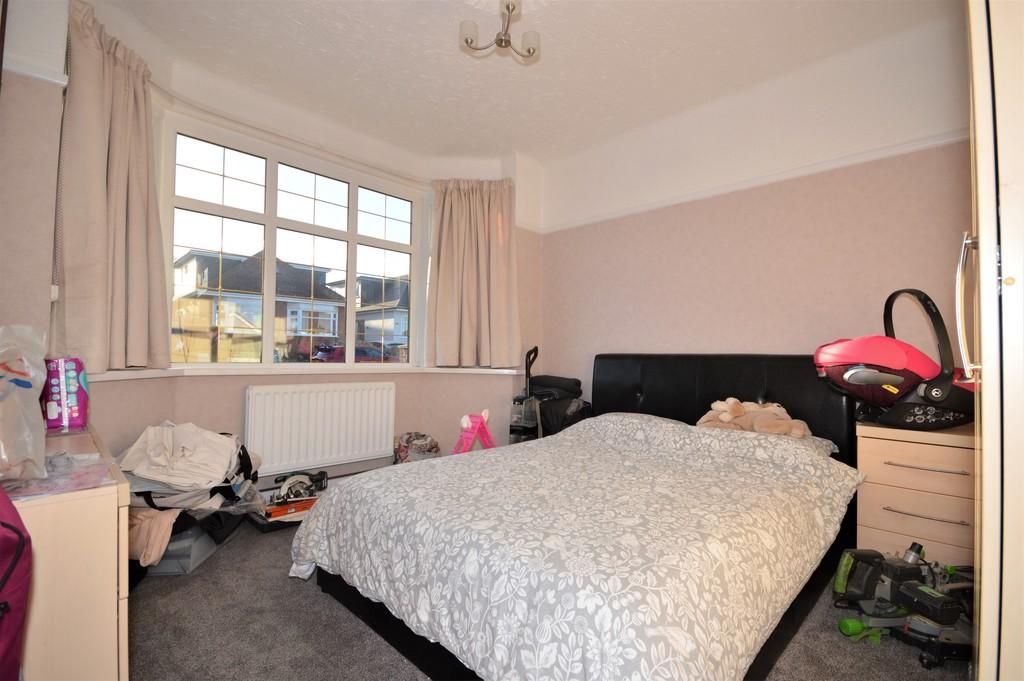 Strathmore Road, Bournemouth 4 bed chalet £475,000