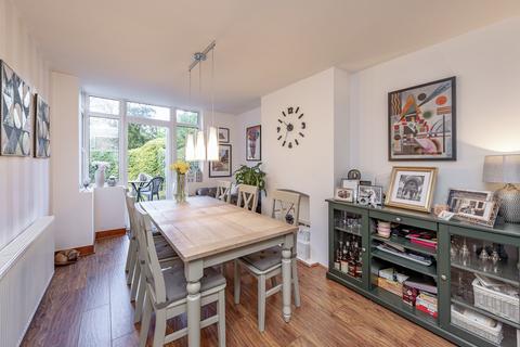 24 Kenmore Road, Kenley, CR8 5NU