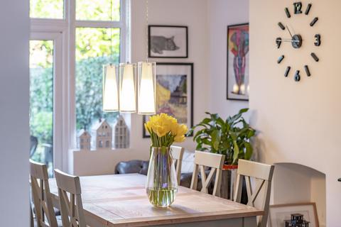 24 Kenmore Road, Kenley, CR8 5NU