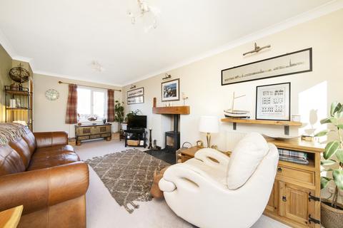 28 Moorfields, Raskelf, York, YO61 3UZ
