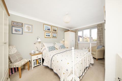 28 Moorfields, Raskelf, York, YO61 3UZ