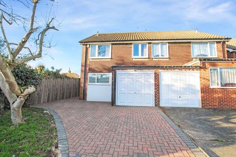 1 Kenley Close, Bexley, DA5 1AL