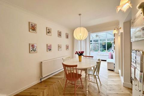 42 Whenman Avenue, Bexley, DA5 2BS