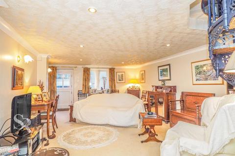 2 bedroom cottage for sale - Market Street, Hayfield, High Peak, Derbyshire, SK22 2EW
