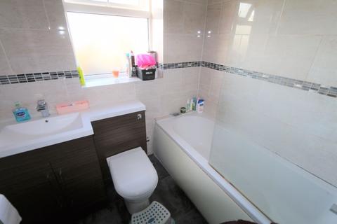 4 bedroom semi-detached house for sale - Florence Road, West Bromwich, B70 6LH