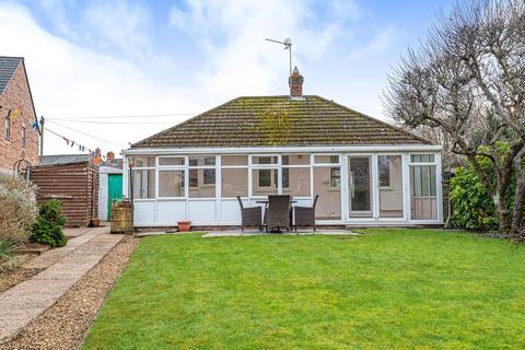 22 Ampthill Road, Shefford, SG17 5BD