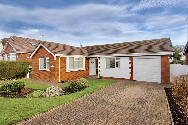 Cherry Tree Lane, Upper Colwyn Bay 2 bed detached bungalow £284,950