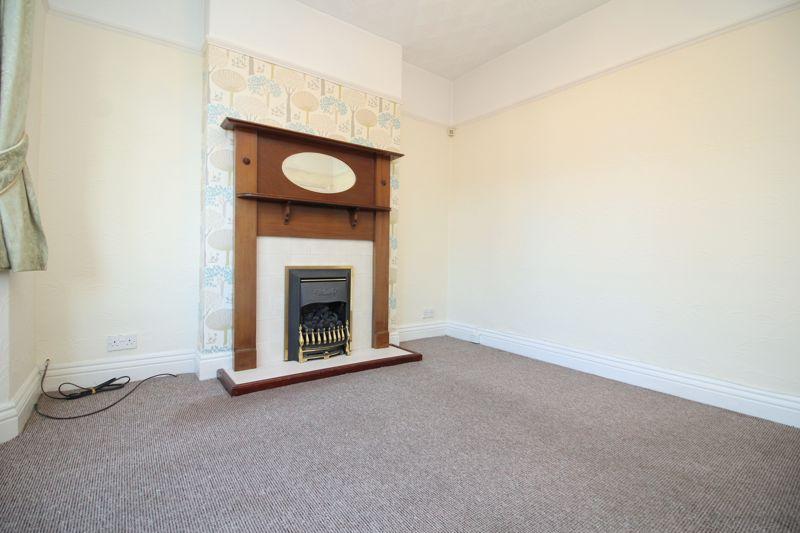 Warren Road, Southport 2 bed semidetached house £160,000