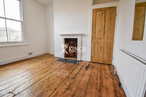 2 bedroom flat to rent - Clifton Road, London, SE25