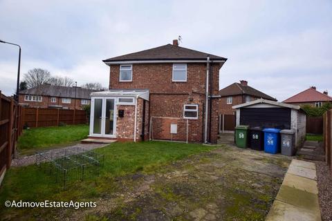 3 bedroom semi-detached house to rent, Peveril Road, Broadheath, Altrincham, WA14
