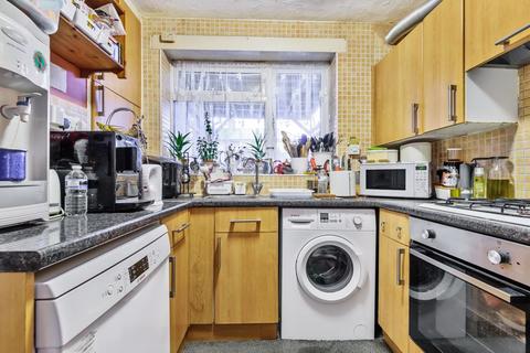 2 bedroom terraced house for sale - Peterborough Road, Carshalton