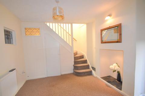 2 bedroom terraced house to rent, Exeter Hill, Cullompton, Devon, EX15