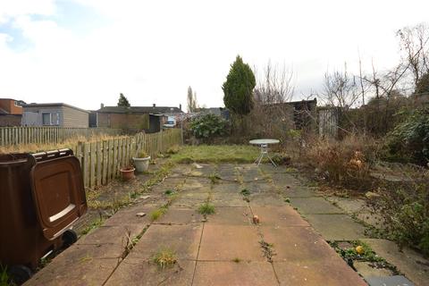 7 Manor Farm Drive, Leeds, LS10 3RE