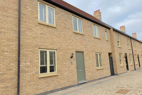 2 bedroom terraced house to rent, St. Neots PE19