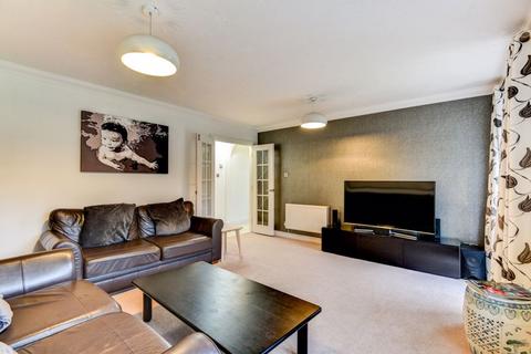 31 Winterbourne, Horsham, RH12 5JW