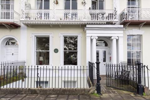 1 bedroom apartment for sale - Royal York Crescent, Clifton Village