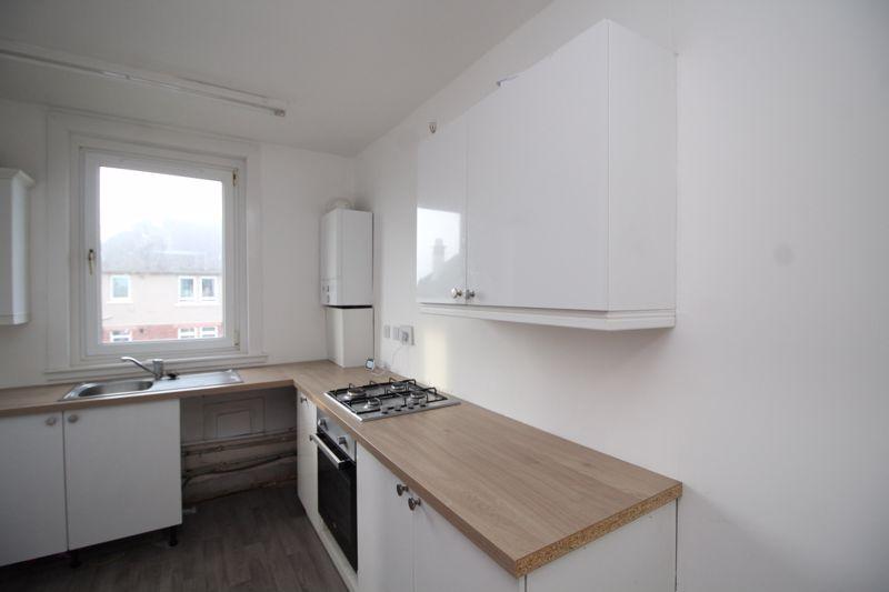 Beatty Crescent, Kirkcaldy 2 bed flat £79,950