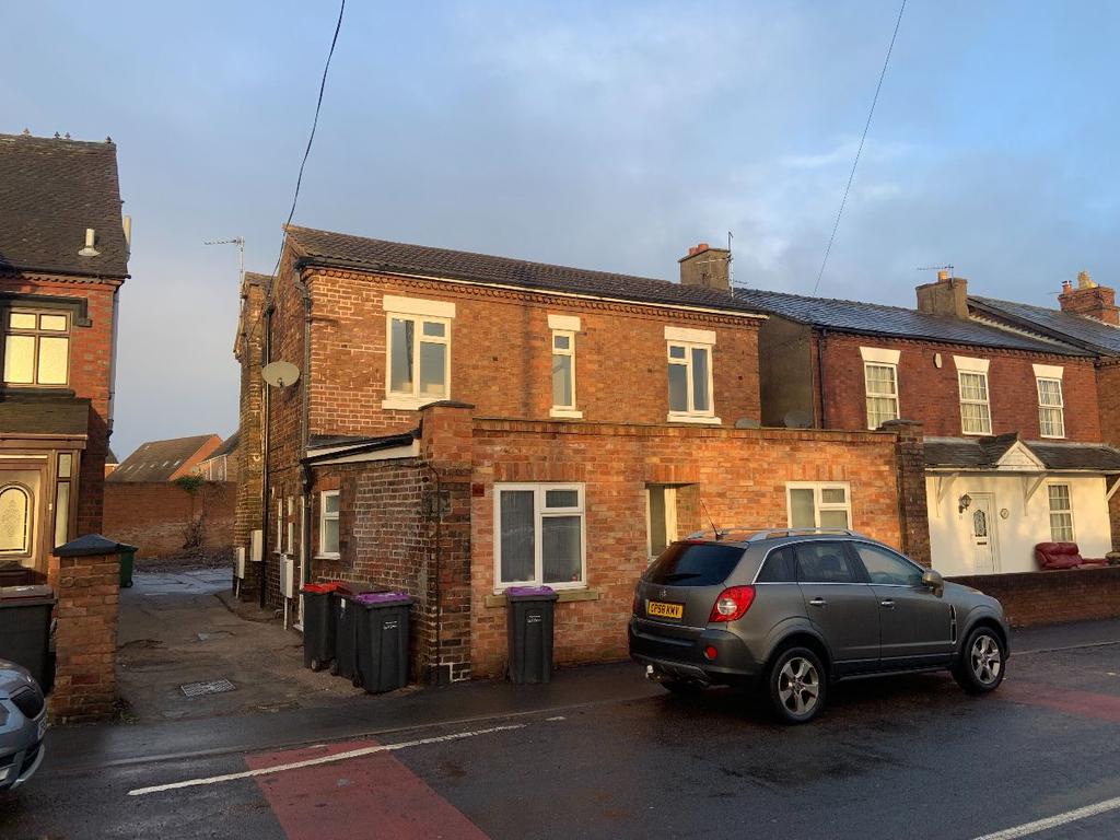 Flat, Stafford Street, St. Telford 2 bed flat £525 pcm (£121 pw)