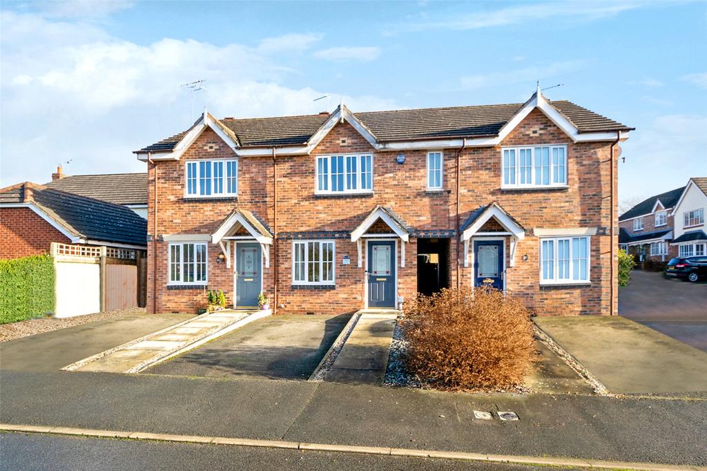 Hadrian Way, Middlewich 3 bed house £184,950